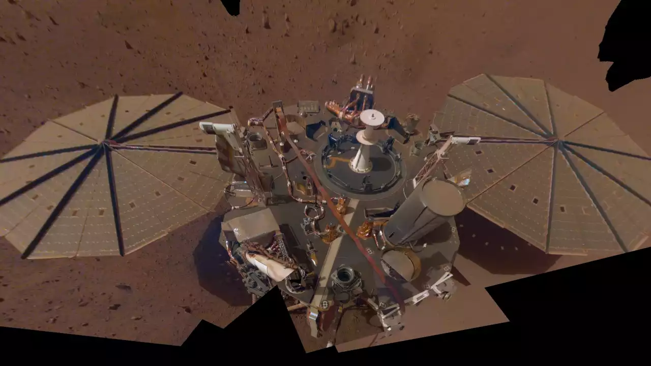 Mars InSight lander records massive quake