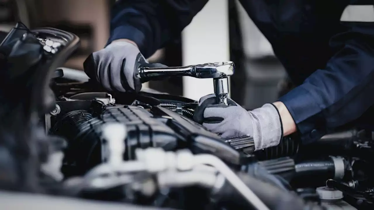 Should you have the right to repair your car? Automakers don't think so