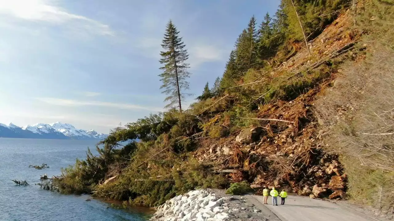 Dozens of cars still stuck behind Seward landslide as road clearing work begins