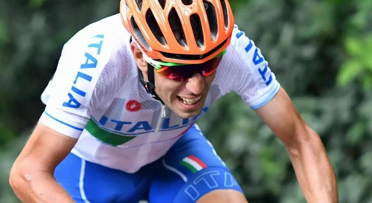 Vincenzo Nibali si ritira. Lo Squalo dice addio al ciclismo: l'annuncio al Giro d'Italia