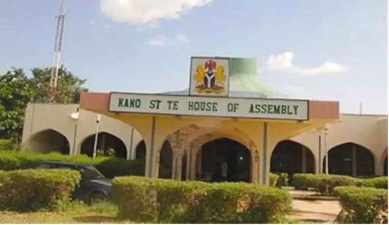 Three APC lawmakers in Kano Assembly defect to NNPP