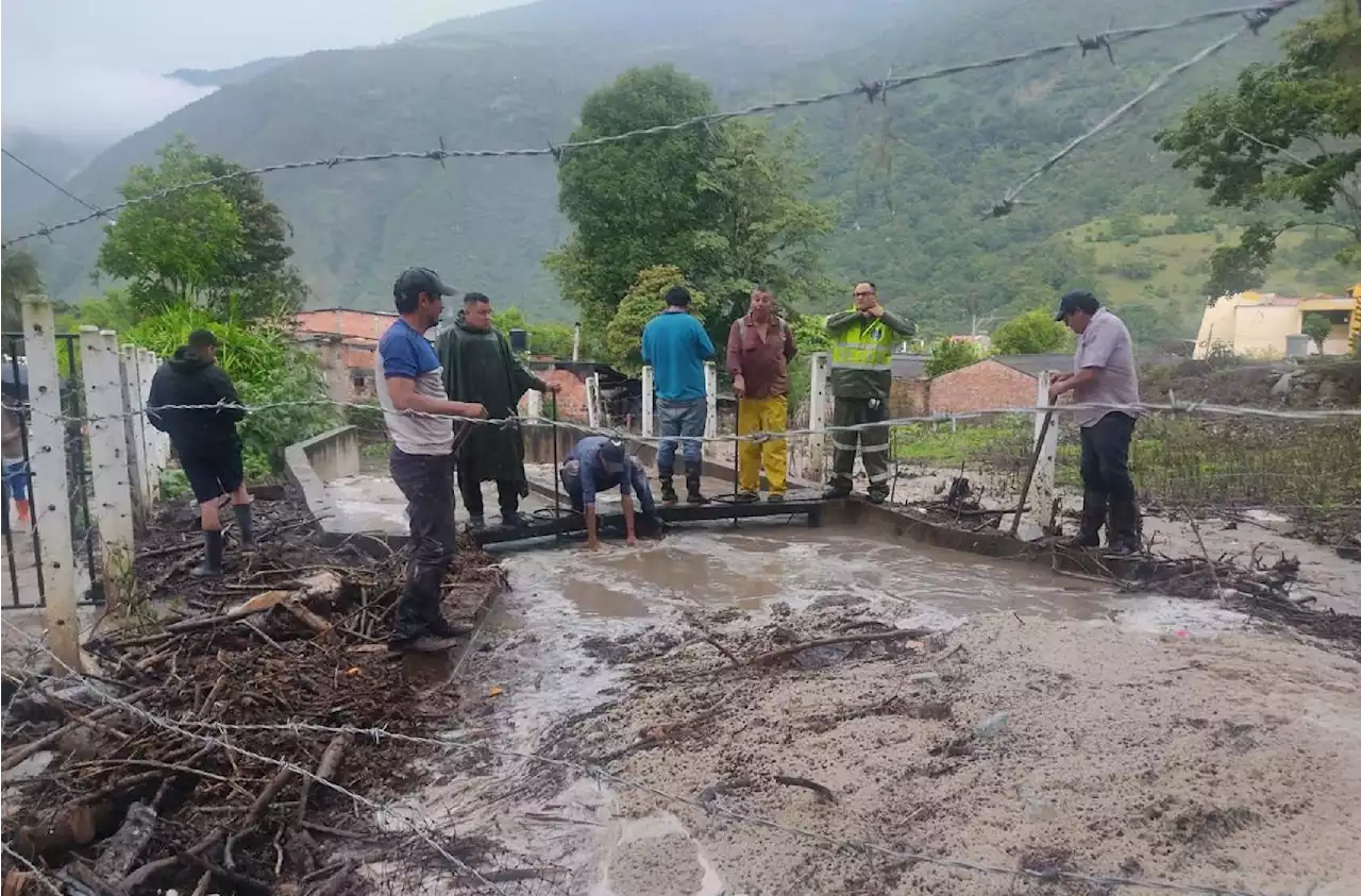 Municipio de San Andrés, Santanter, está inundado el 50% y no hay agua por fuertes lluvias