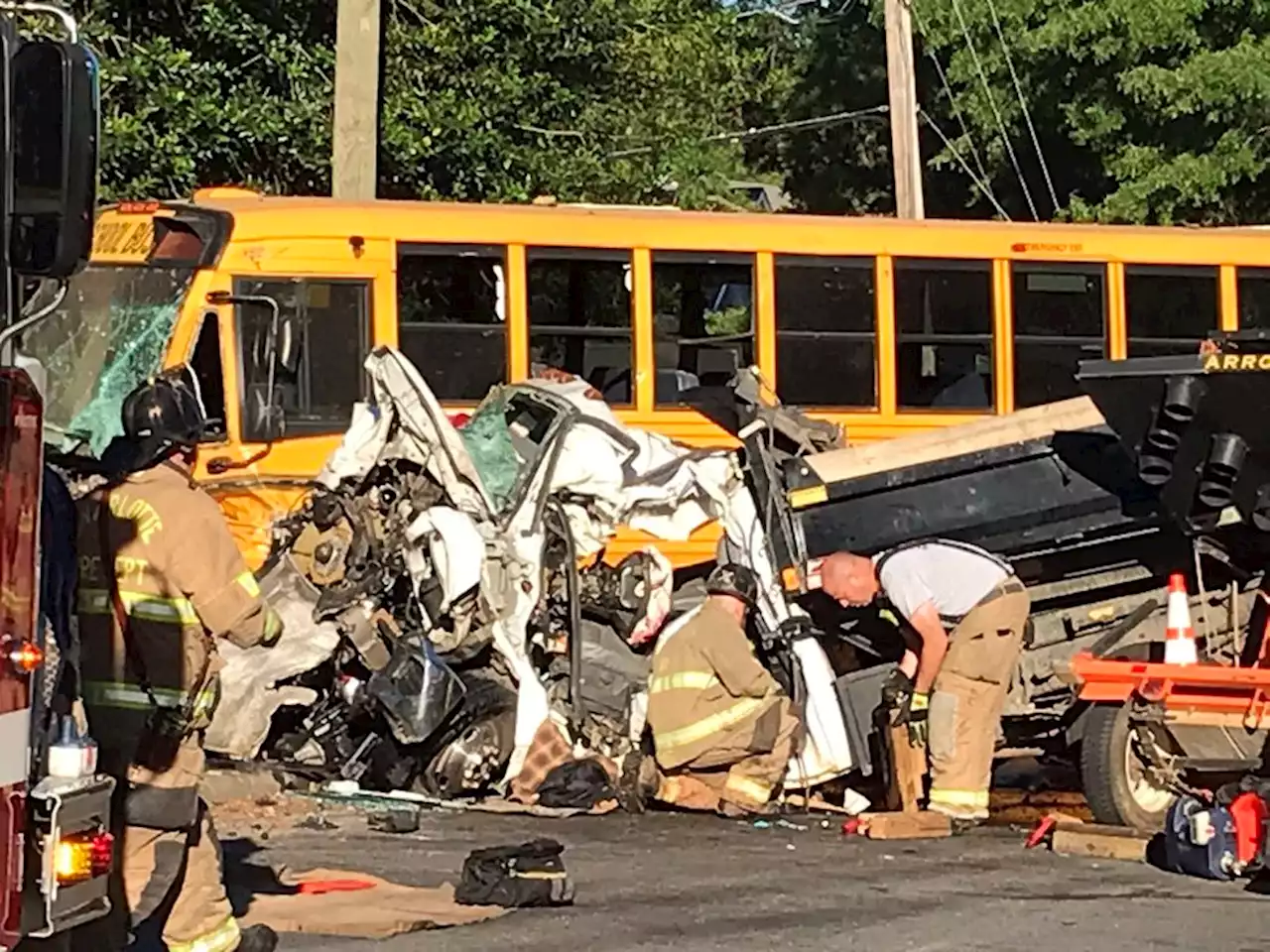 17 hurt in school bus crash in North Carolina