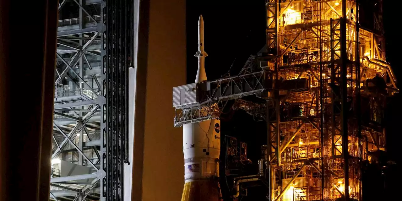 NASA Is Building Moon Rockets, Maybe for the Last Time