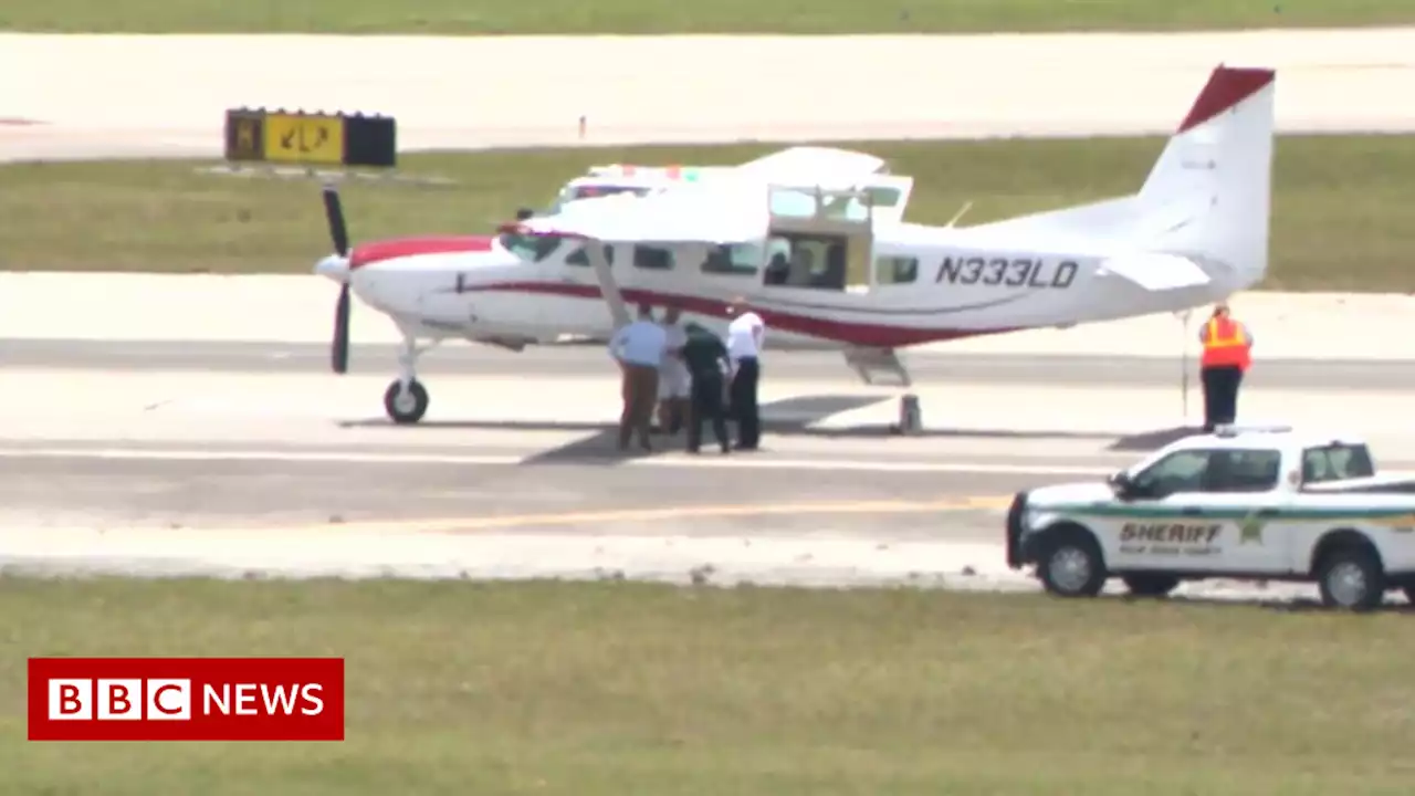 'No idea' passenger lands Florida plane as pilot falls ill