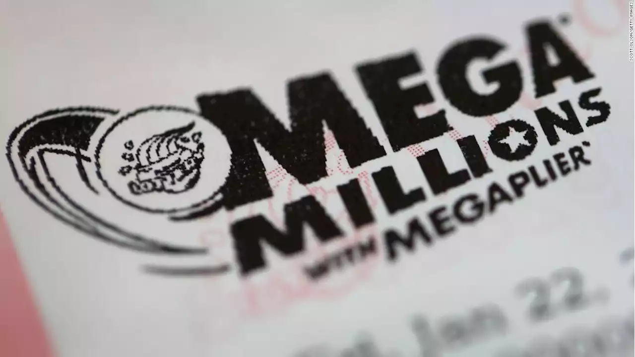 Prize payments for an $86 million Mega Millions jackpot are suspended after a lottery host's error