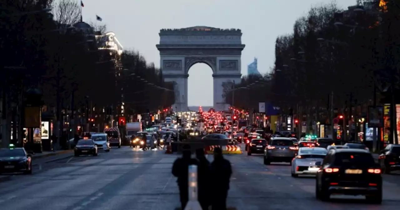 Paris plans green makeover of Champs-Elysees for Olympics