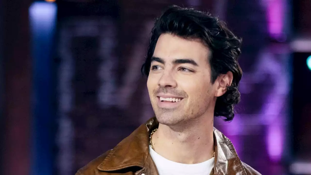 Joe Jonas Pokes Fun at Jonas Brothers' Purity Rings