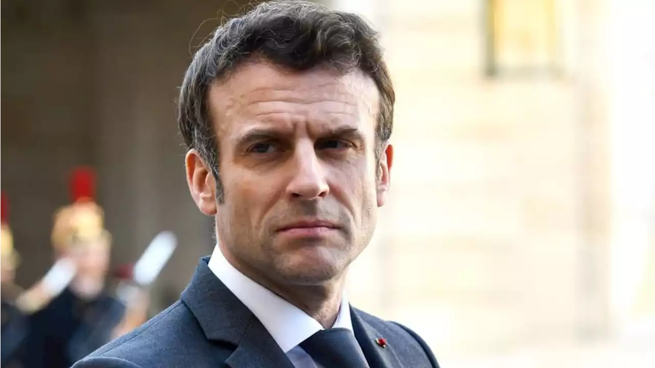 'C’est une faute !' : comment une photo a déclenché les foudres d'Emmanuel Macron ! - Grazia