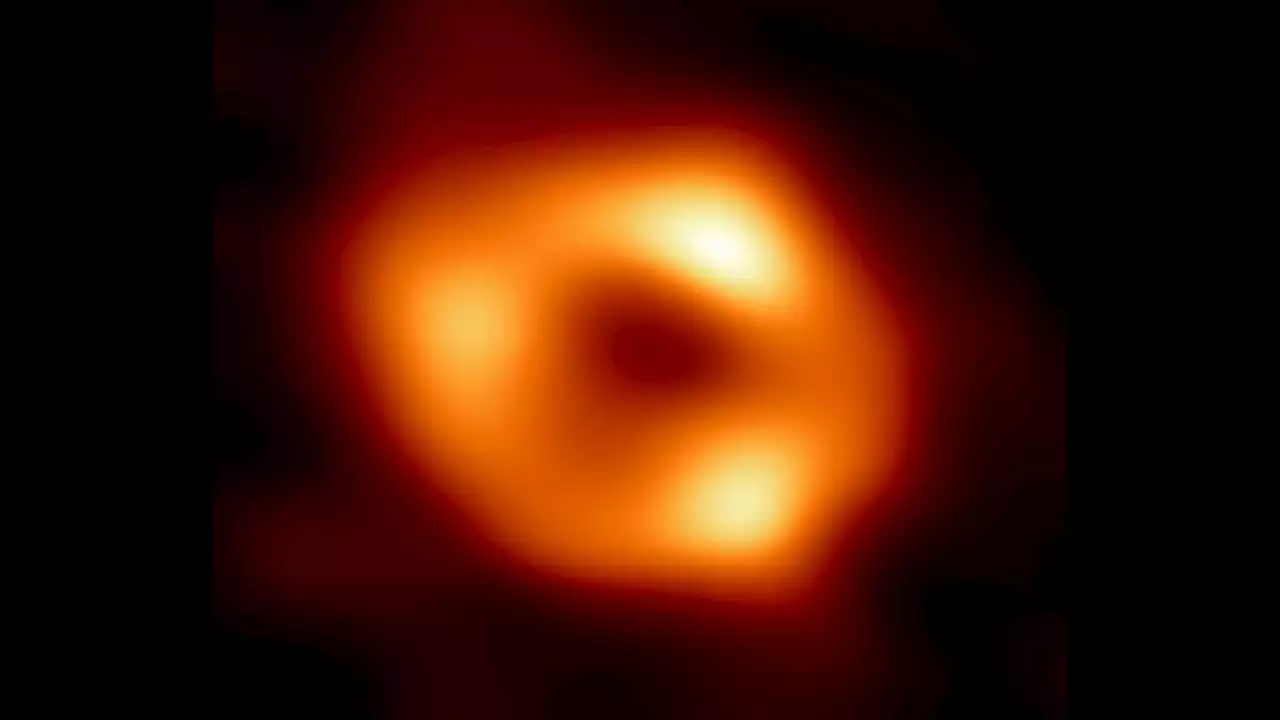 Astronomers Capture 1st Image of Black Hole at the Center of Our Galaxy