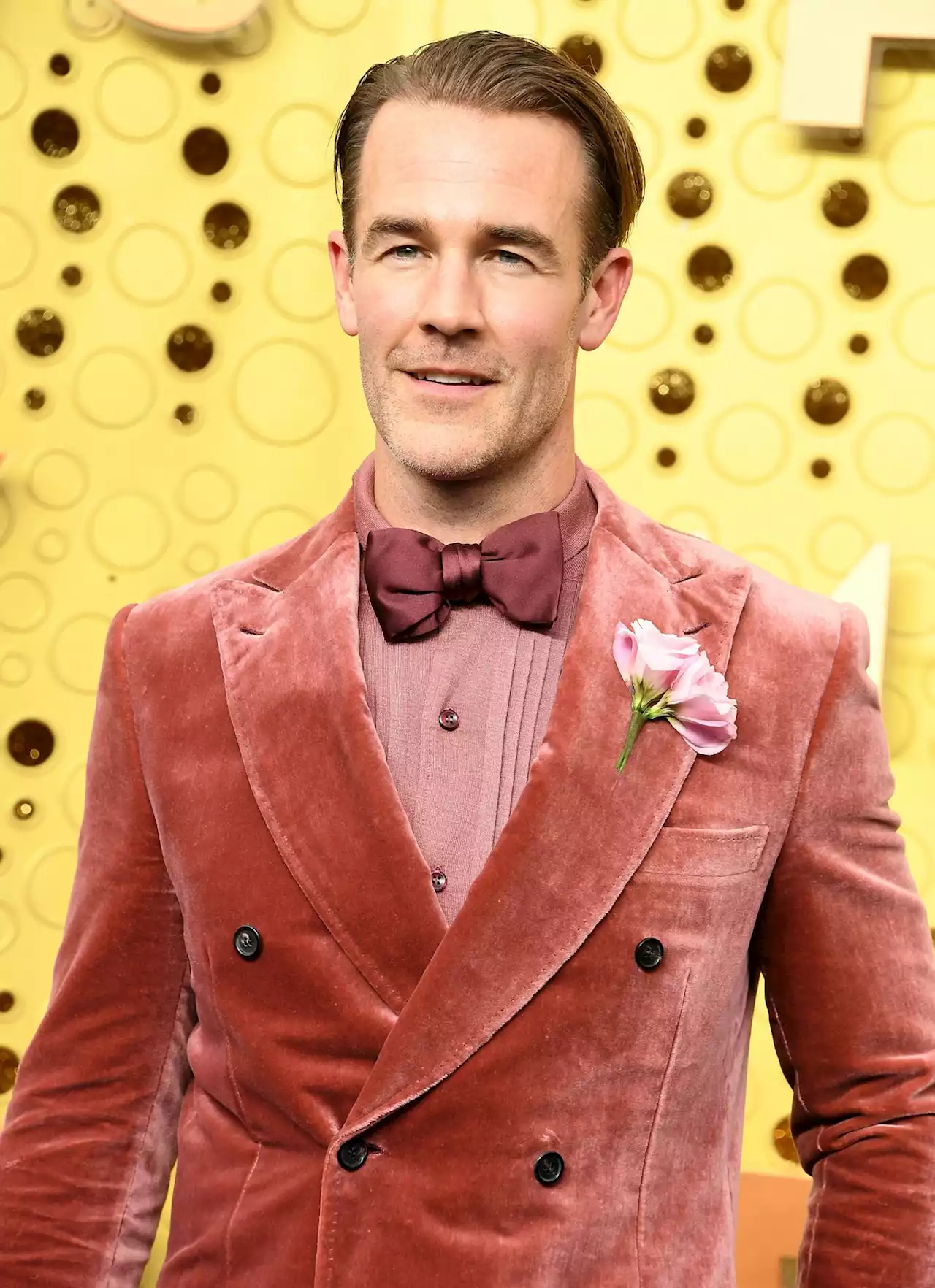 James Van Der Beek Says He Was Visited By His Late Mother And It’s Kind Of Convincing