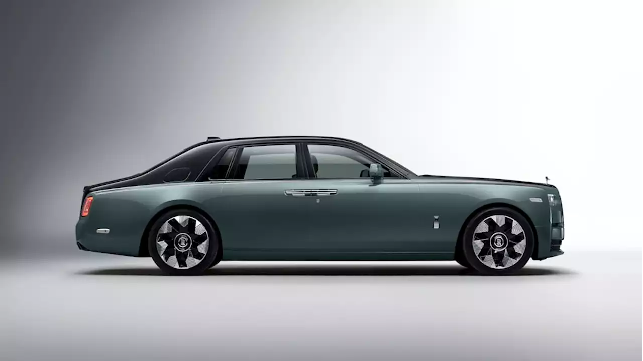 Rolls-Royce Phantom Series II introduced for 2023 | Autoblog