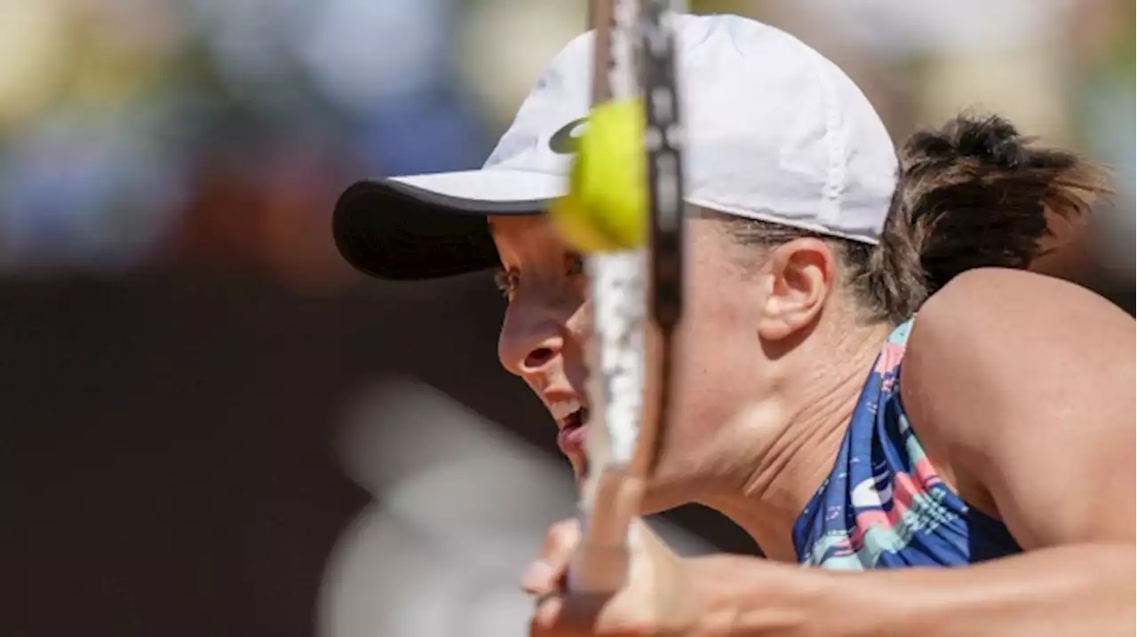 Swiatek asserts No. 1 status with win over Andreescu in Rome