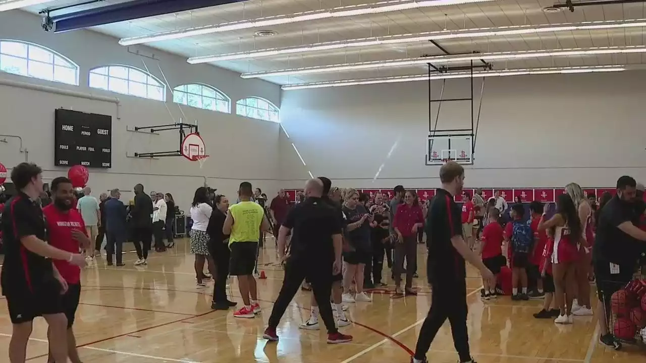 Houston Rockets help renovate downtown community center as gift to the entire neighborhood