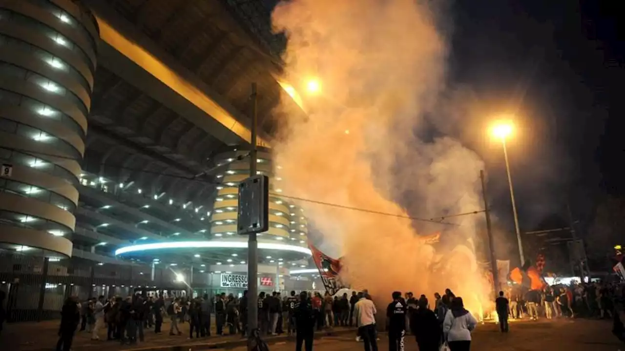 Niente alcol e fumogeni a San Siro fino alle 2: l'ordinanza per Milan-Atalanta