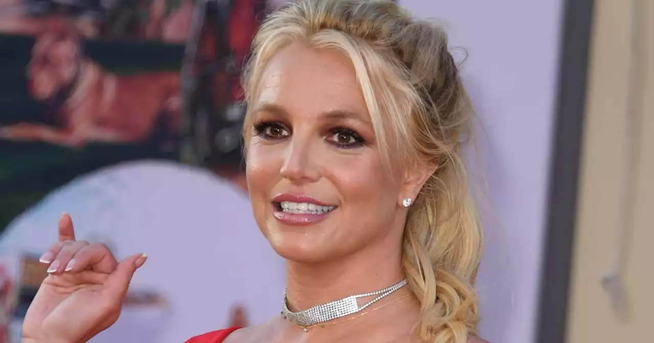 Britney Spears Is Going to Post Nude Photos Whether You Like It or Not