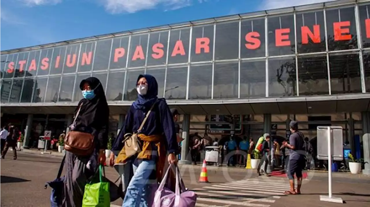 Libur Panjang, Penumpang Kereta di Stasiun Gambir dan Pasar Senen Meningkat