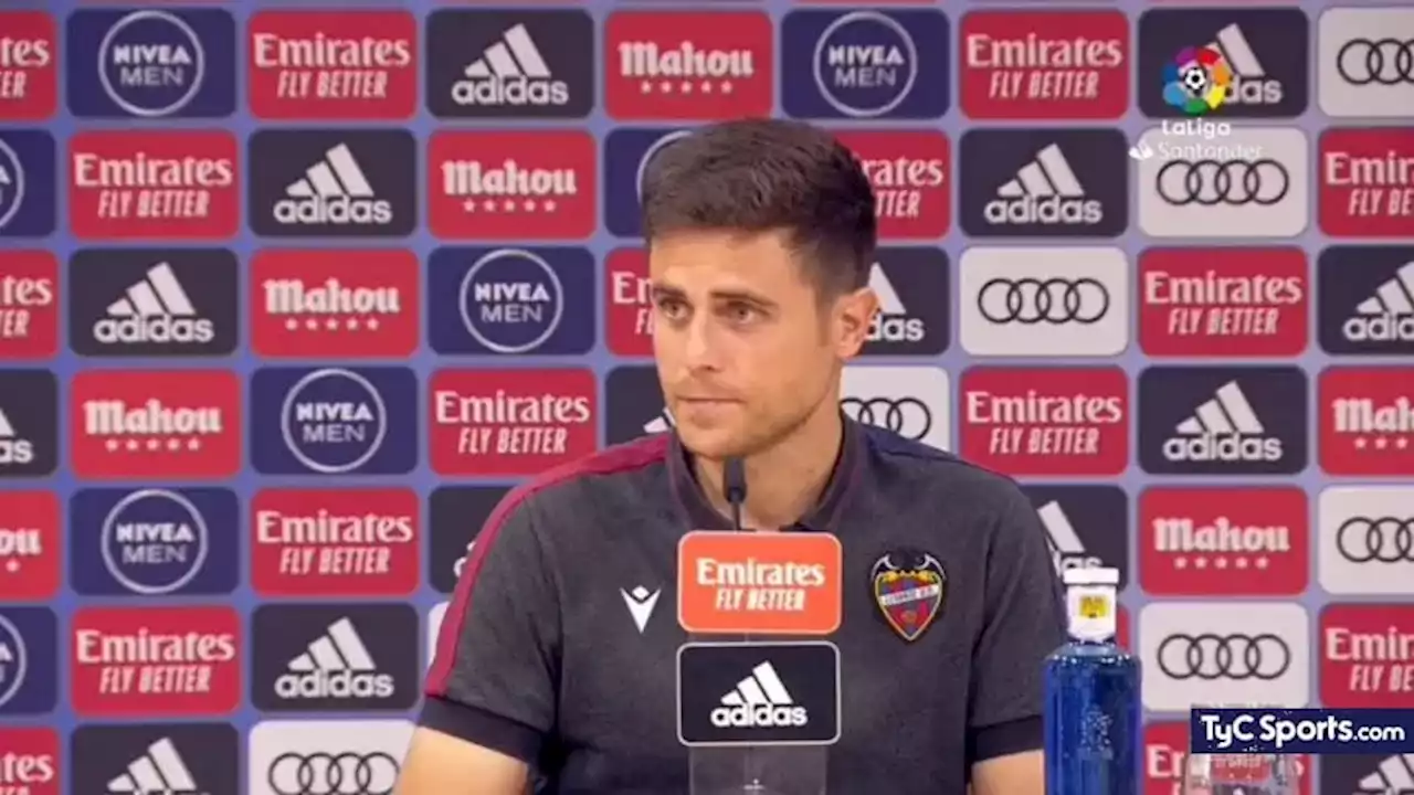 La insólita pregunta que descolocó al entrenador del Levante tras irse al descenso - TyC Sports