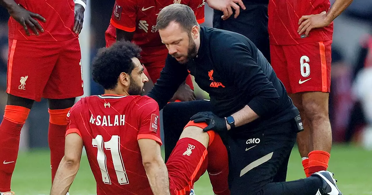 Mohamed Salah se lesiona a 14 de la final de Champions League