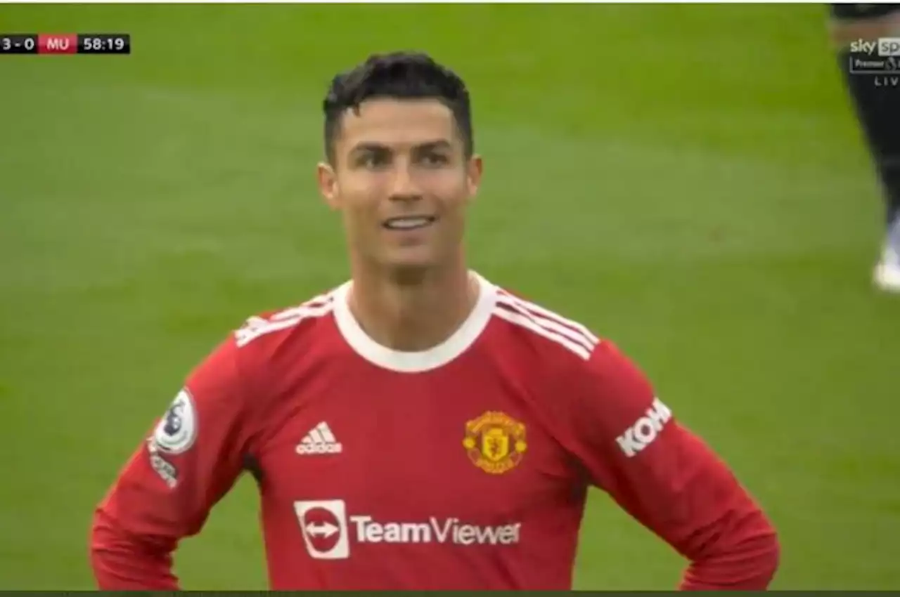 Cristiano Ronaldo Beri Kode Besar Bertahan di Manchester United - Bolasport.com