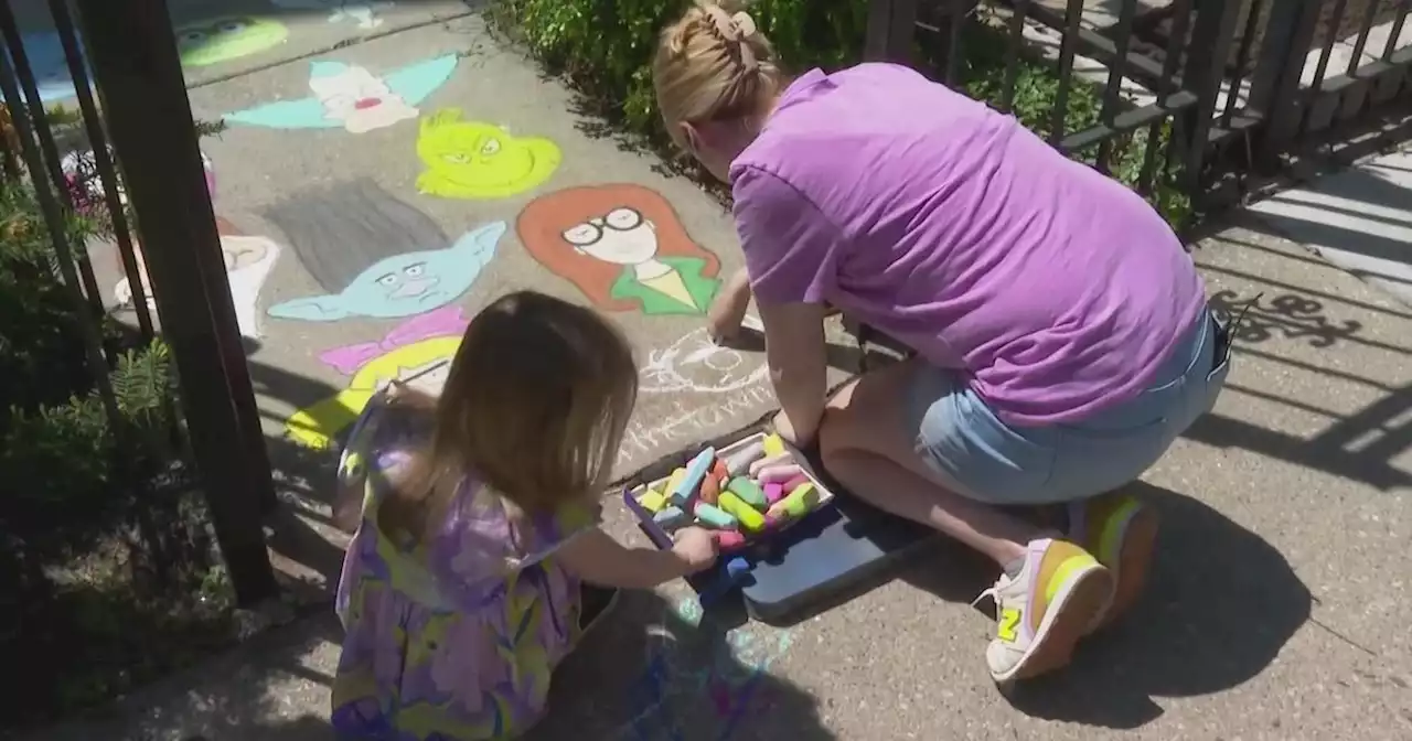 'I can't imagine life without it': Woman discovers passion for chalk murals during pandemic