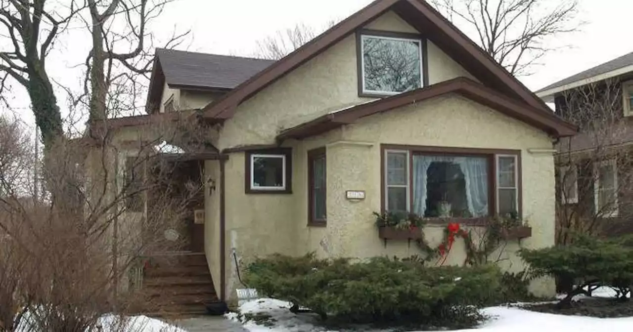 NPR’s Peter Sagal, host of ‘Wait Wait...Don’t Tell Me!’, sells Oak Park home for $505,000