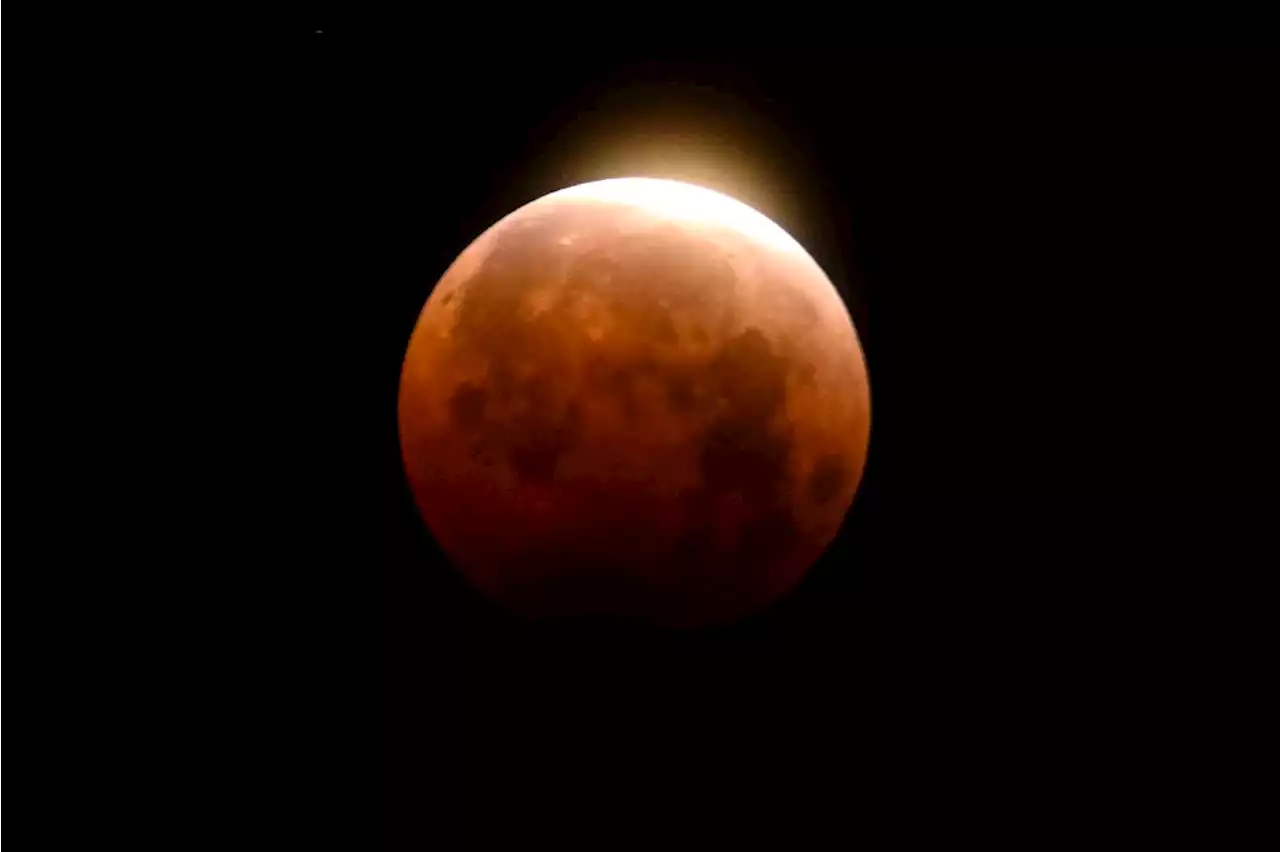 Moon goes blood red this weekend: ‘Eclipse for the Americas’