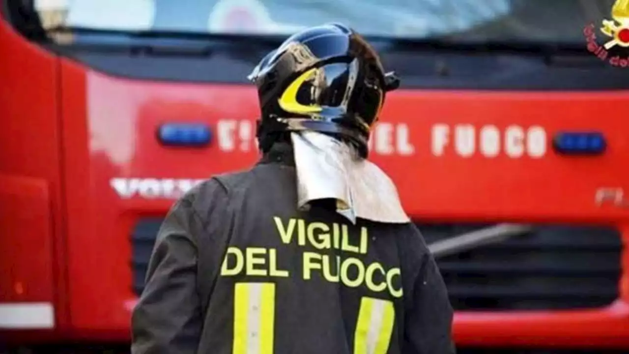 Incendio in un condominio a Reggio Emilia, cinque intossicati