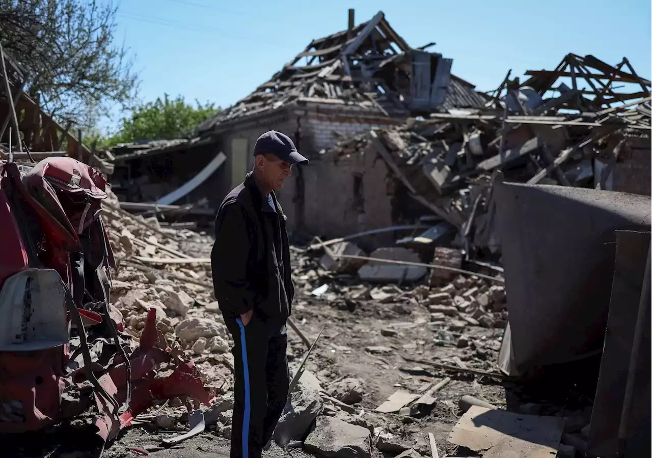 Ukraine collects Russian dead as war rages on multiple fronts