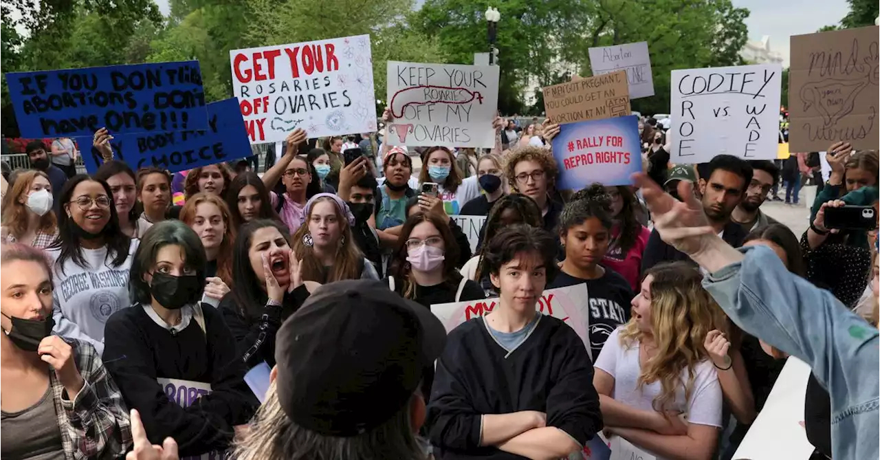 U.S. abortion rights activists start 'summer of rage' with Saturday protests