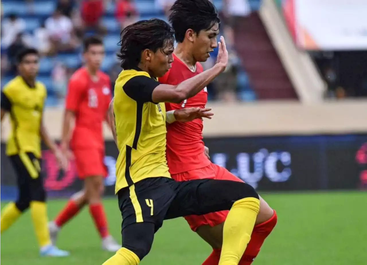 Malaysia draw 2-2 with Singapore, one more point needed to advance to semis