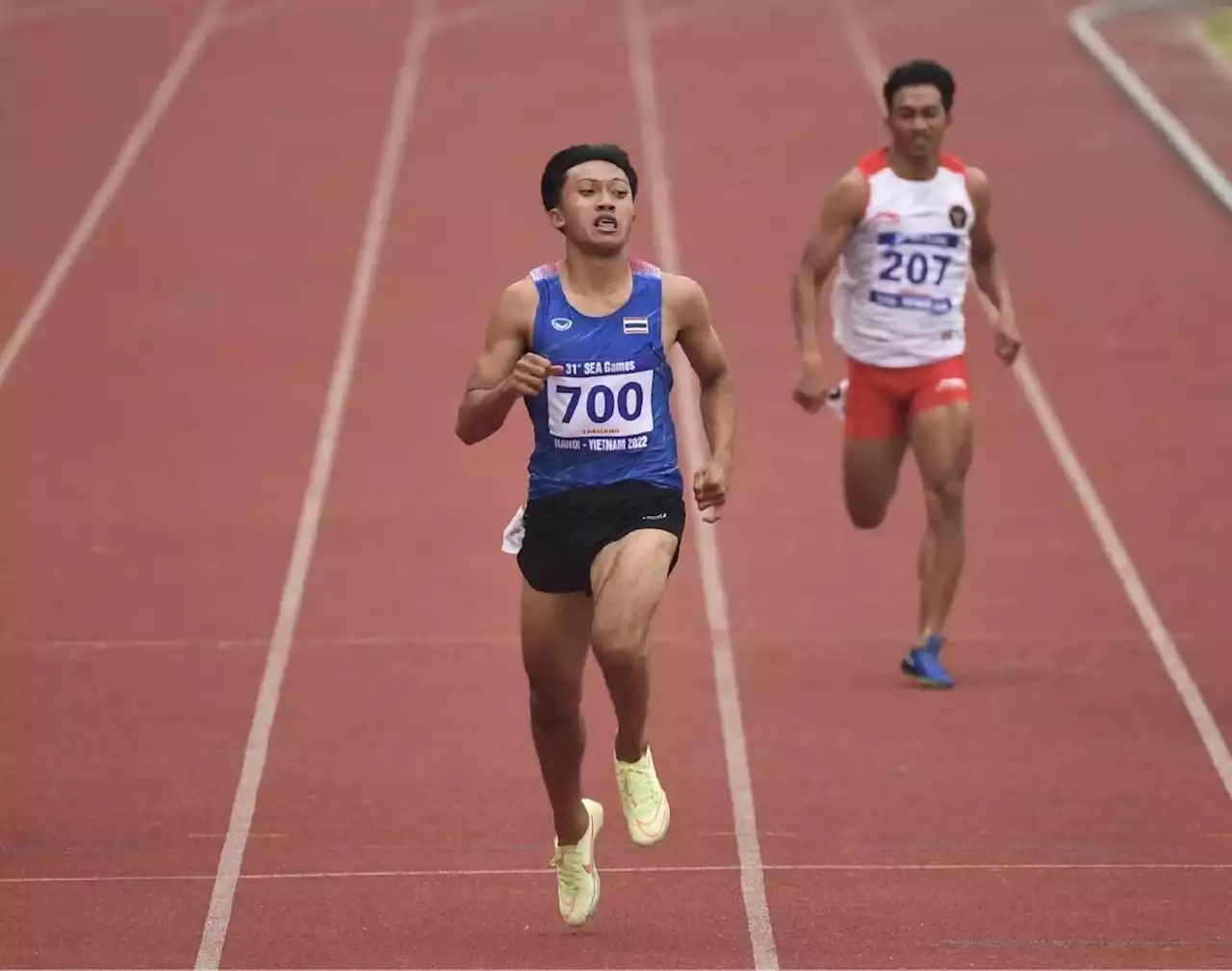 Teenage Thai teen sprinter smashes SEA Games record on way to 200m gold