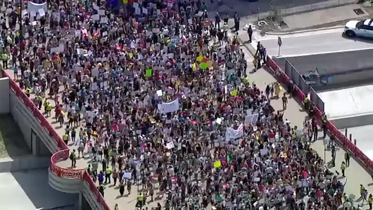 Chicagoans march for abortion rights amid US Supreme Court leak