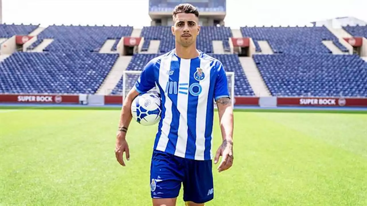 Fábio Cardoso, formado no Benfica, alinha com Otávio em cântico insultuoso para as águias (vídeo) (FC Porto)