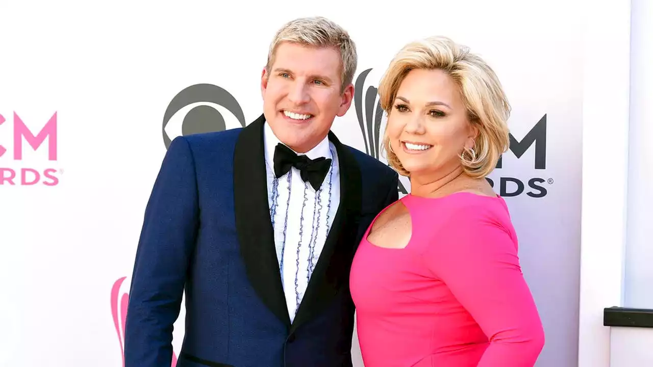 Todd and Julie Chrisley, stars of 'Chrisley Knows Best,' to stand trial in Atlanta