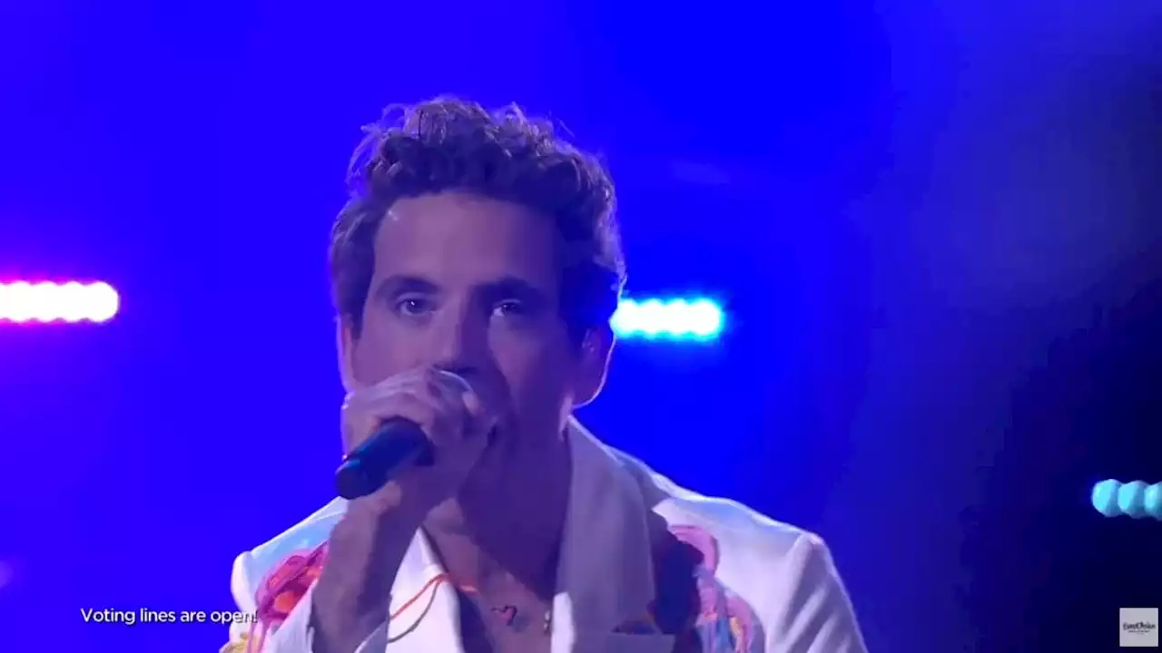 EN DIRECT - Eurovision 2022: Mika offre un medley de ses plus grands tubes