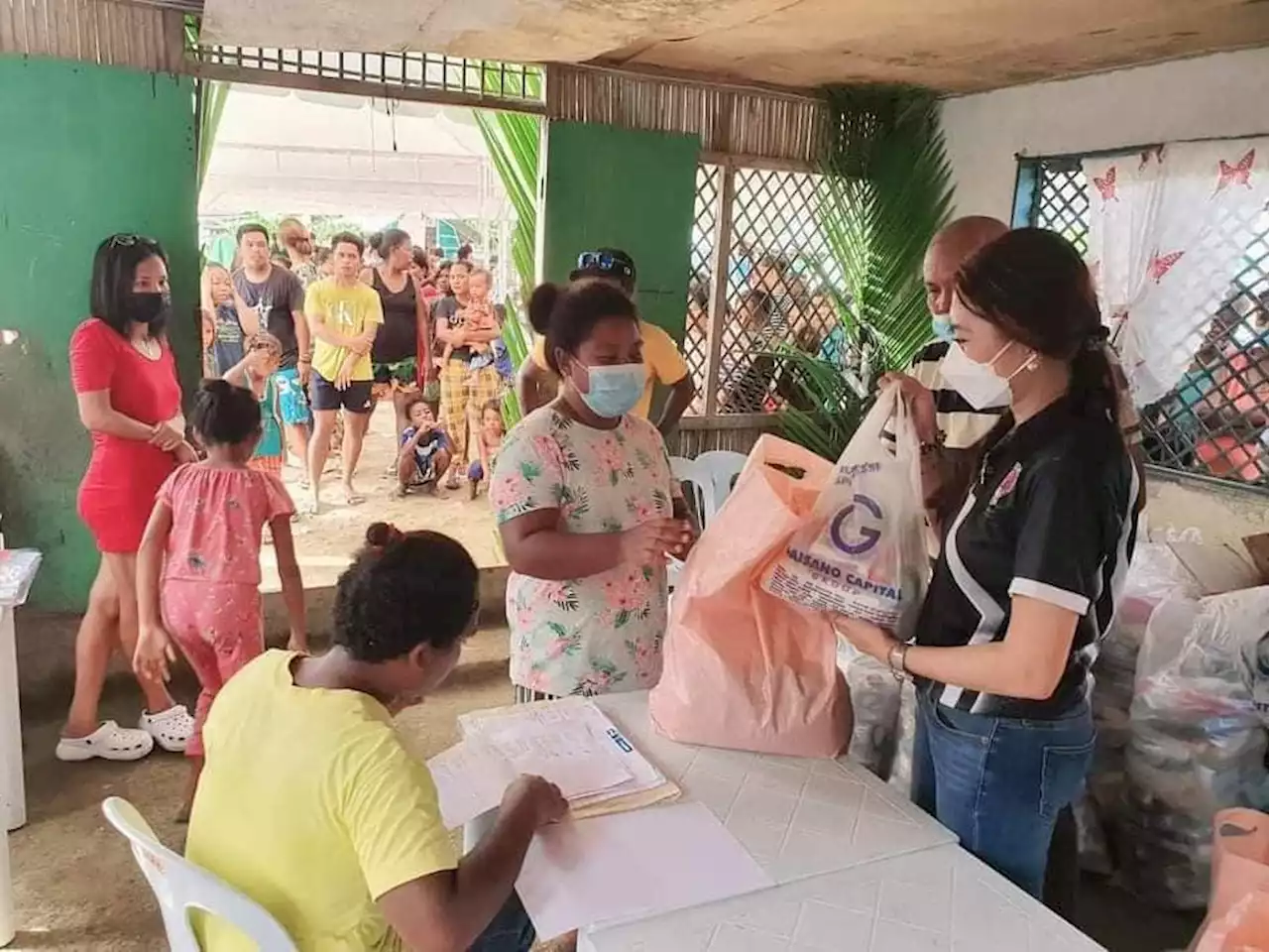 IBP Cebu City extends aid to indigenous people in Naga City, Cebu