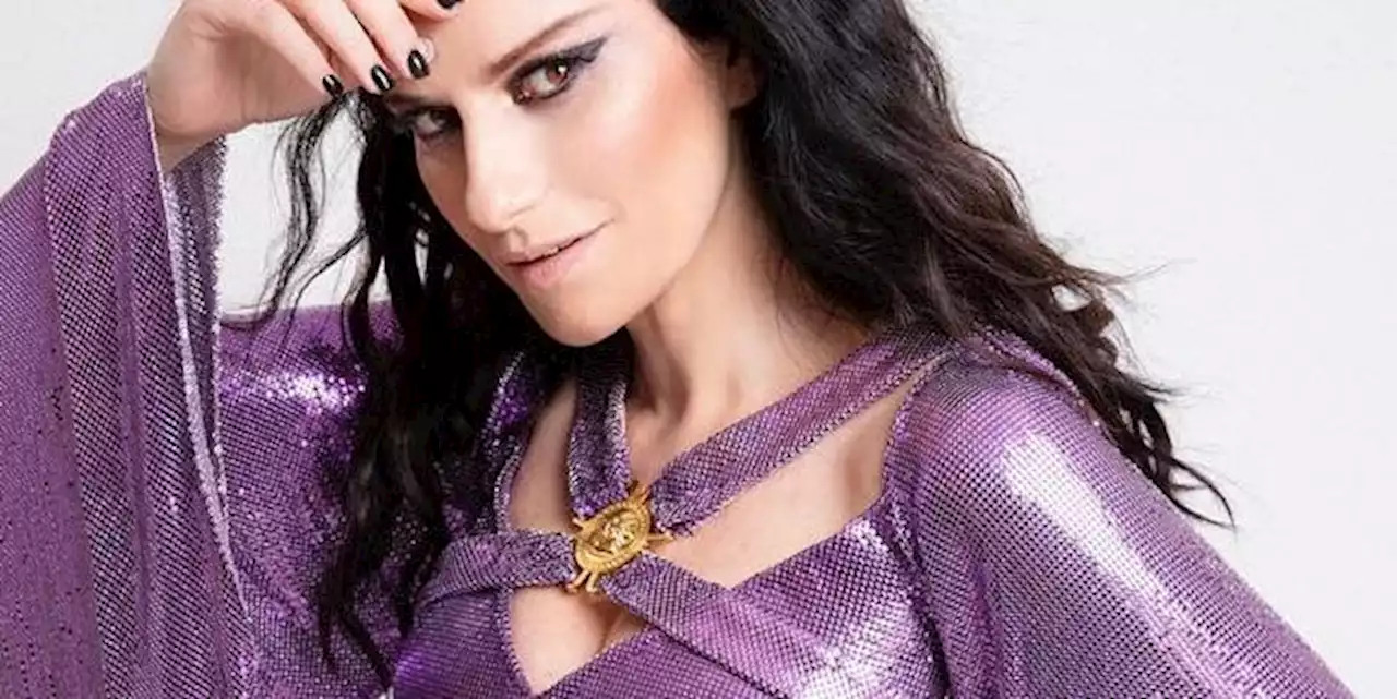 La finale di Laura Pausini all'Eurovision 2022 è firmata Versace