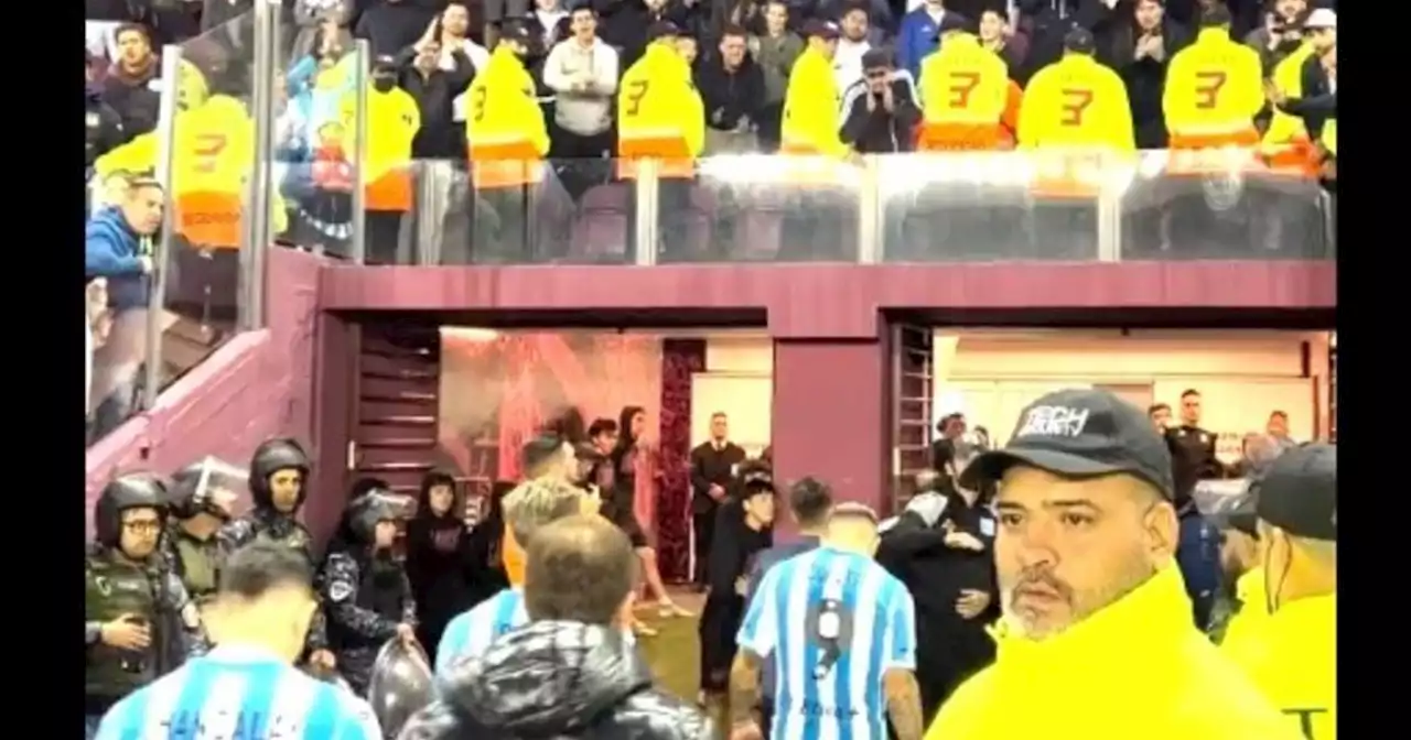 El gesto de los hinchas de Racing con los jugadores