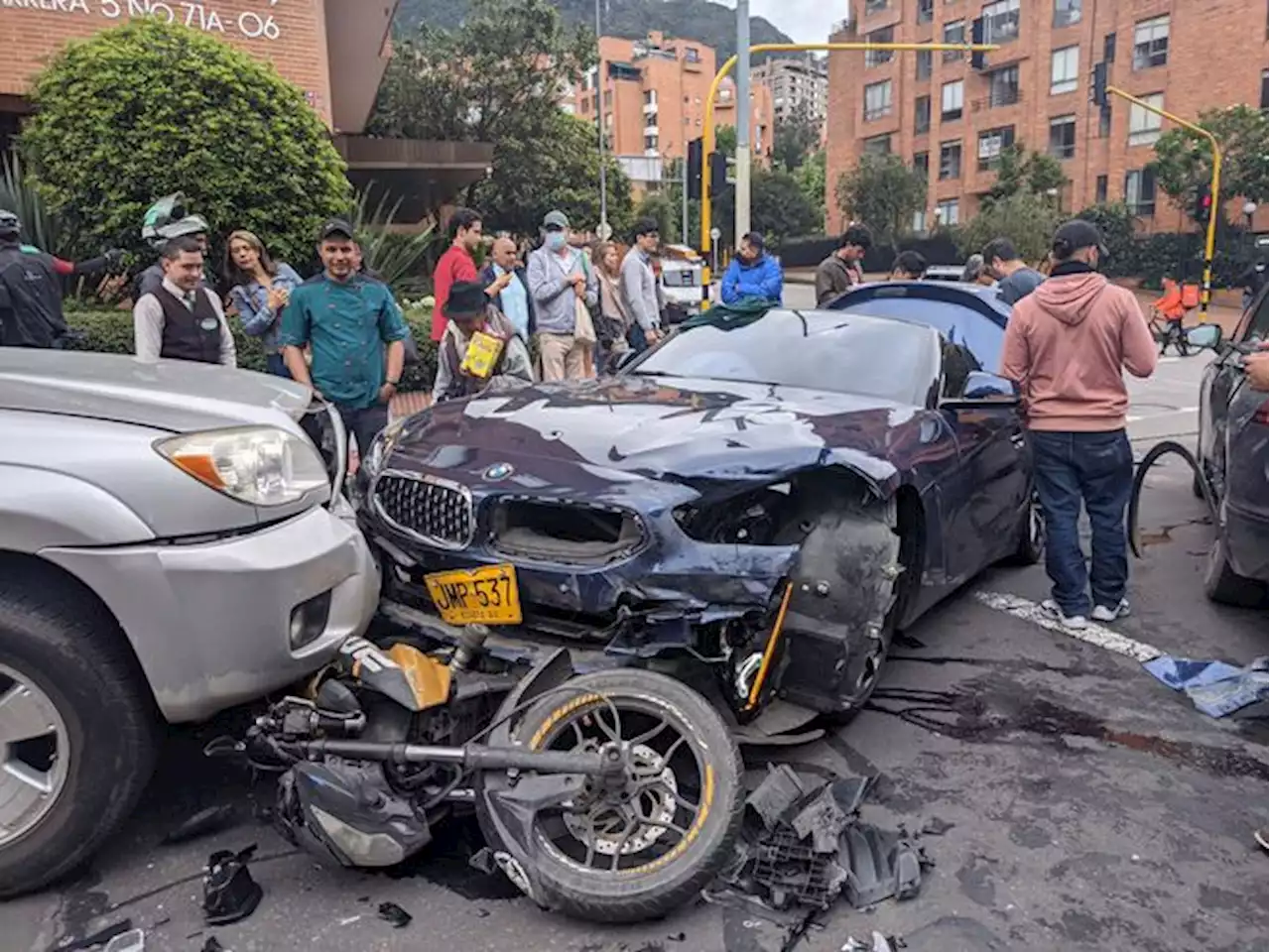 Después de robar reloj de $40 millones fueron arrollados en el norte de Bogotá