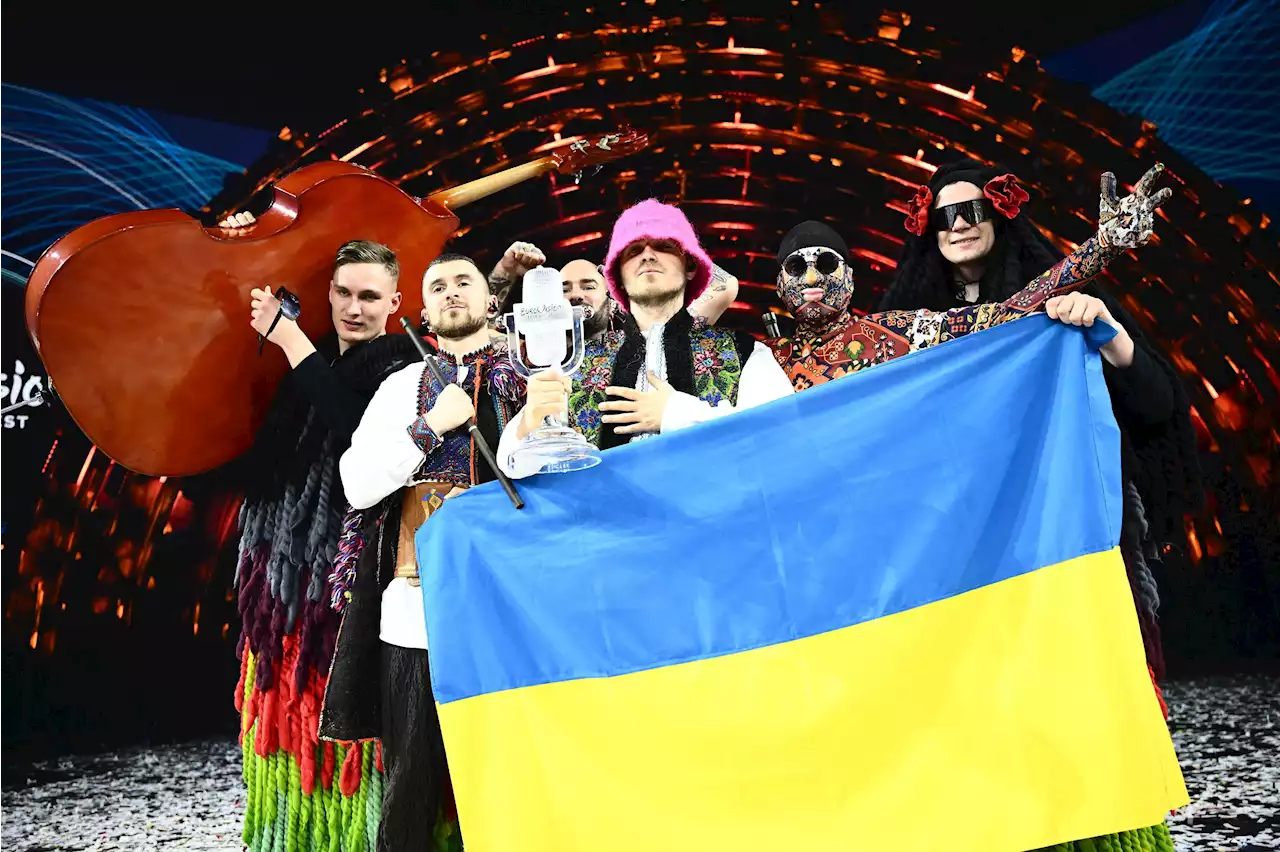 Photos: Ukraine’s Kalush Orchestra Celebrates Eurovision Win