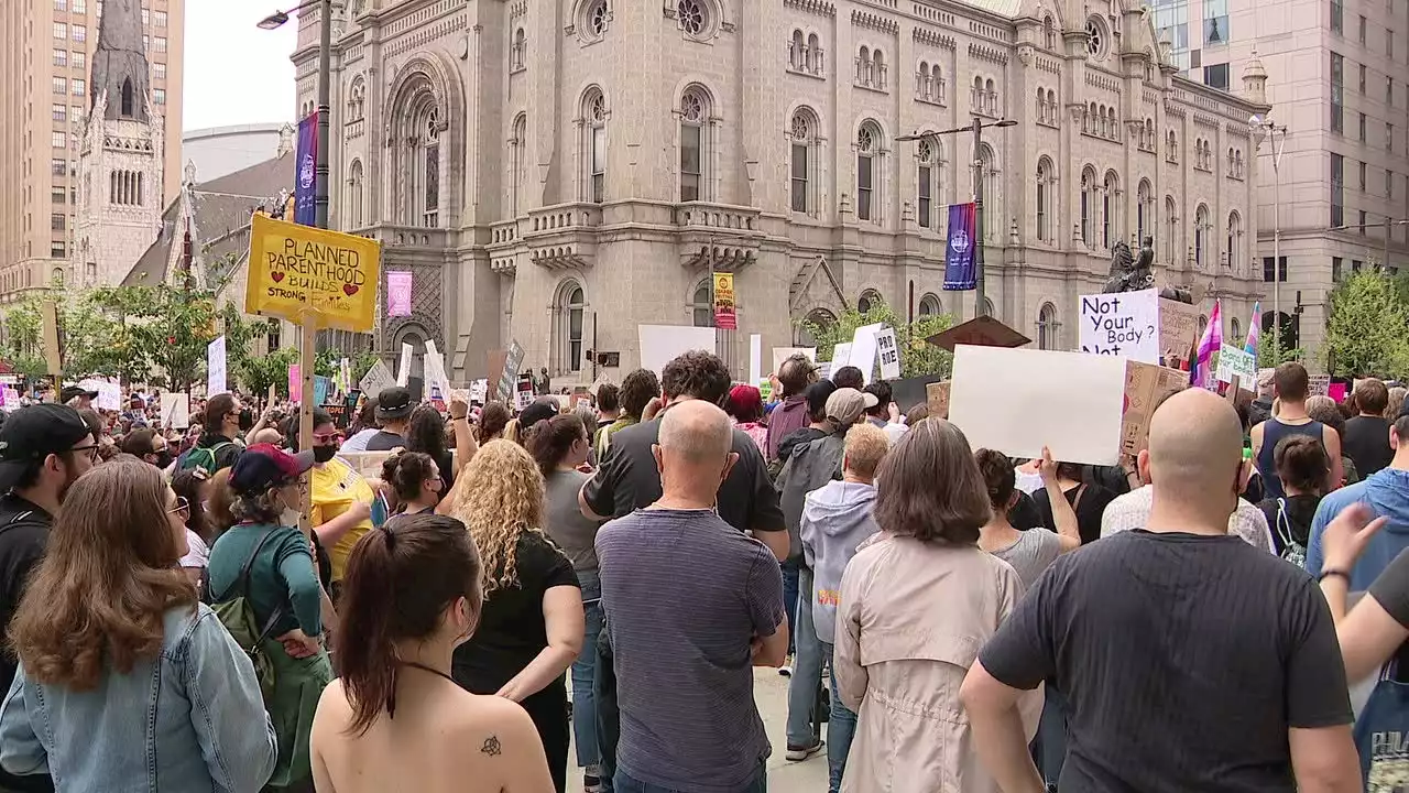 Hundreds gather in Philadelphia 'Bans off our Bodies' rally