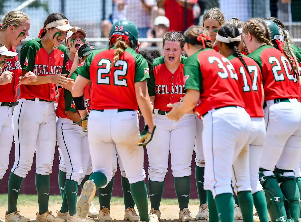 The Woodlands battles to Game 3 win over Grand Oaks