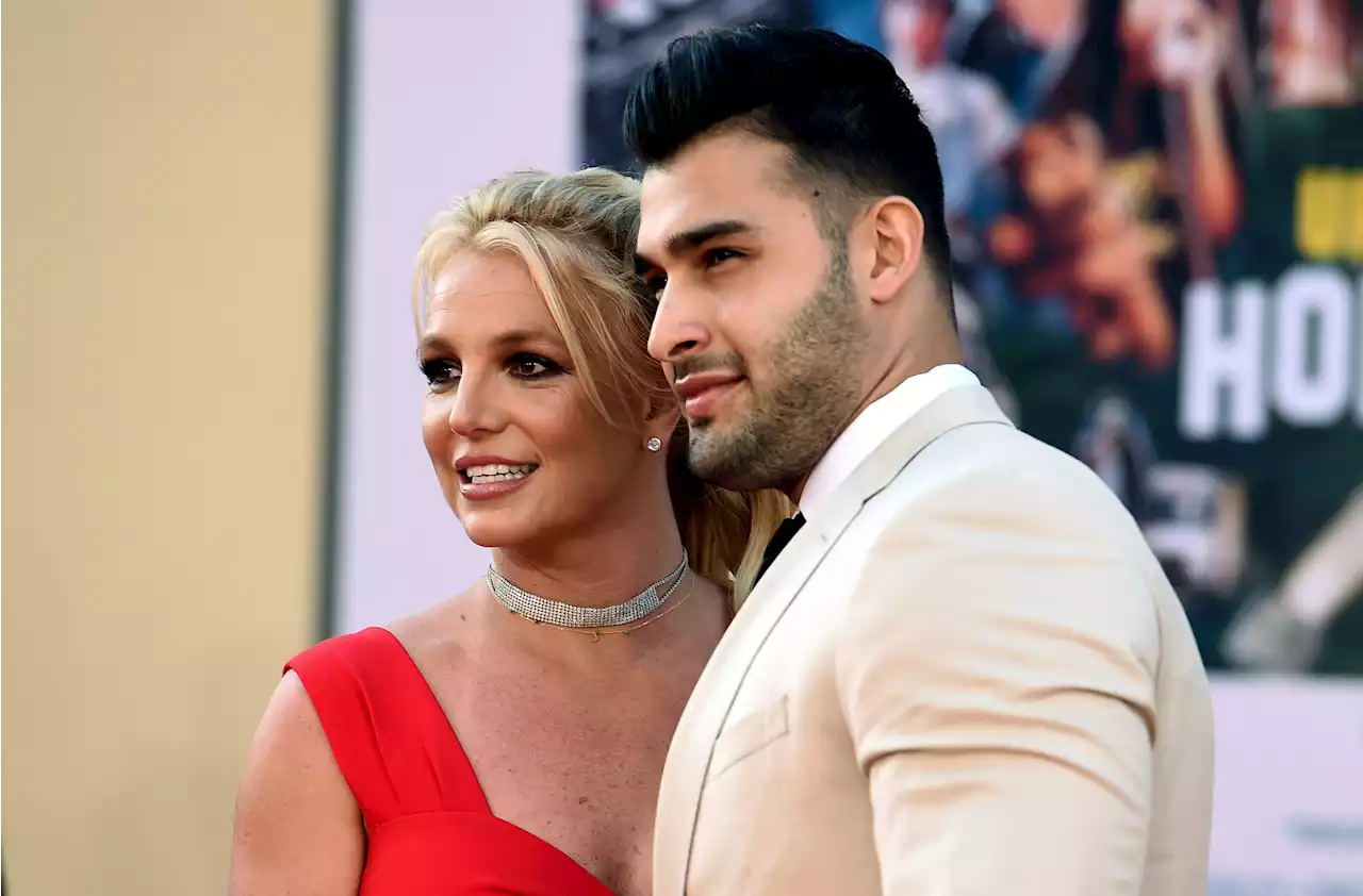 Britney Spears says she's lost baby due to miscarriage