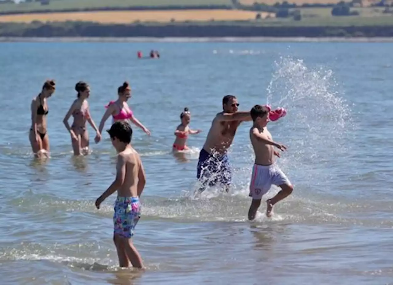 Met Eireann announce when heatwave will end as scorching week ahead