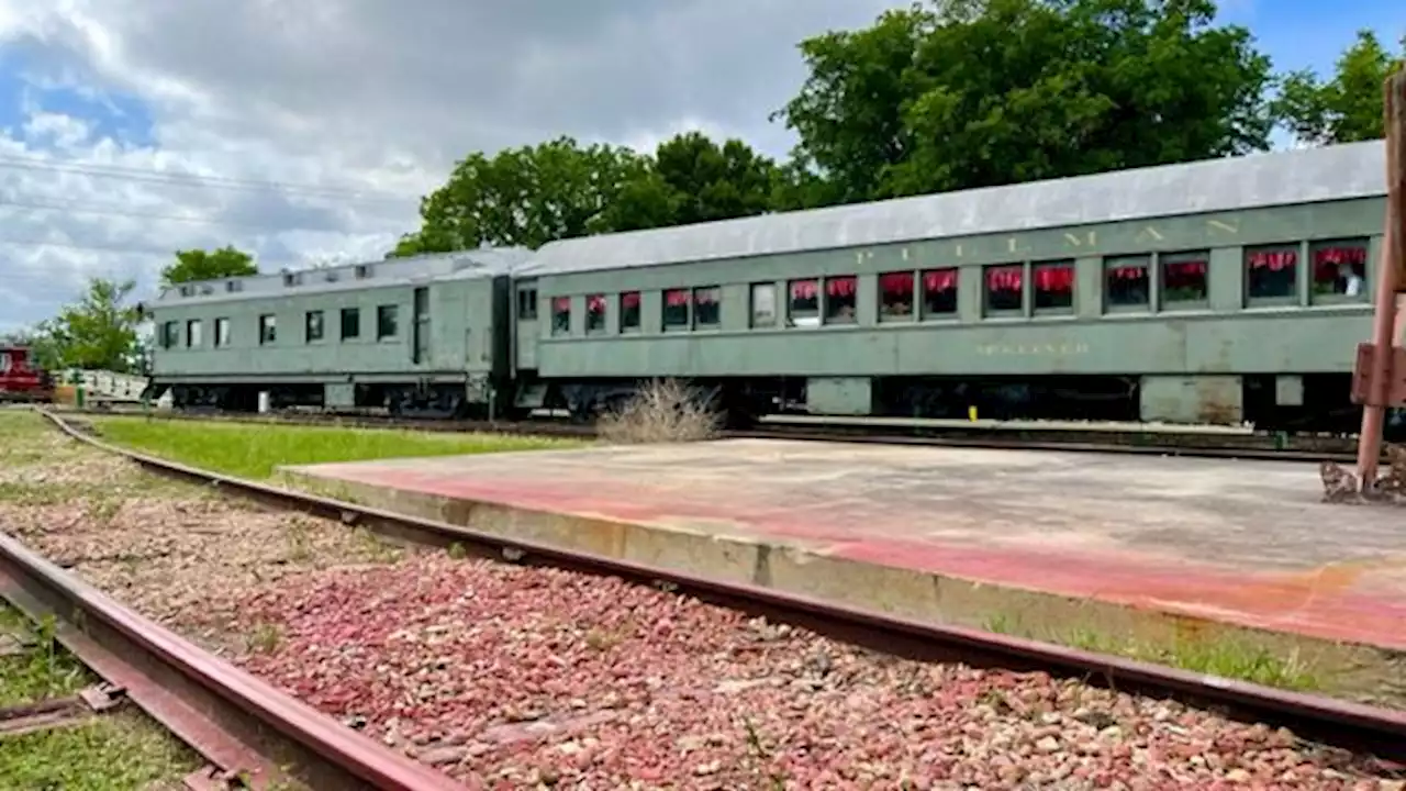 Riding the rails at San Antonio museum