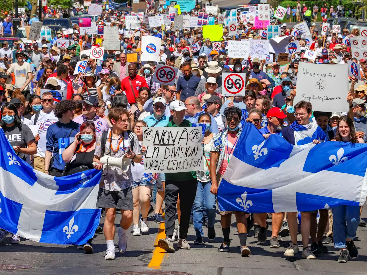 Thousands of Montrealers march in opposition of Bill 96