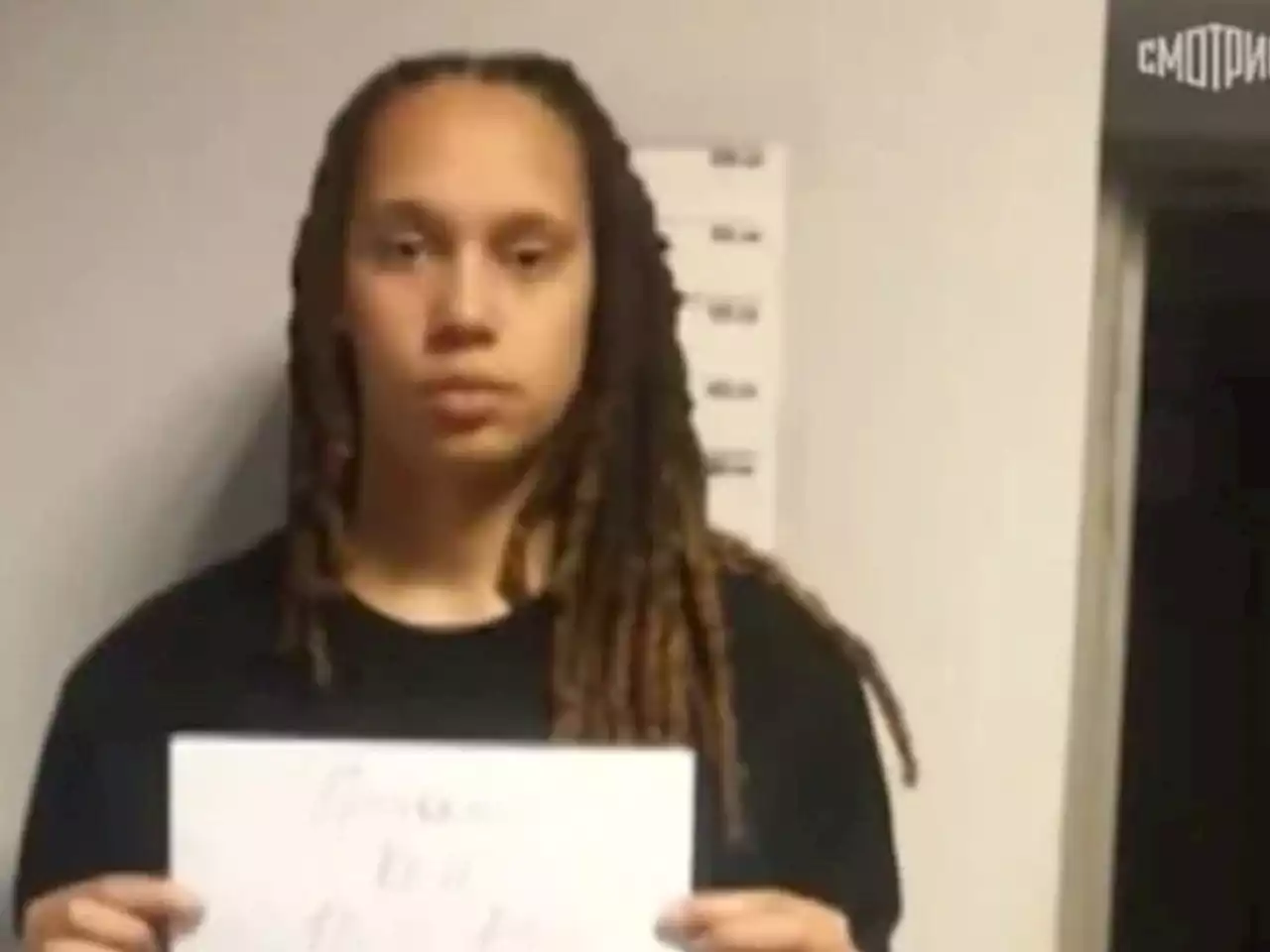 Report: Russia wants prisoner swap between 'Merchant of Death' and WNBA star Brittney Griner