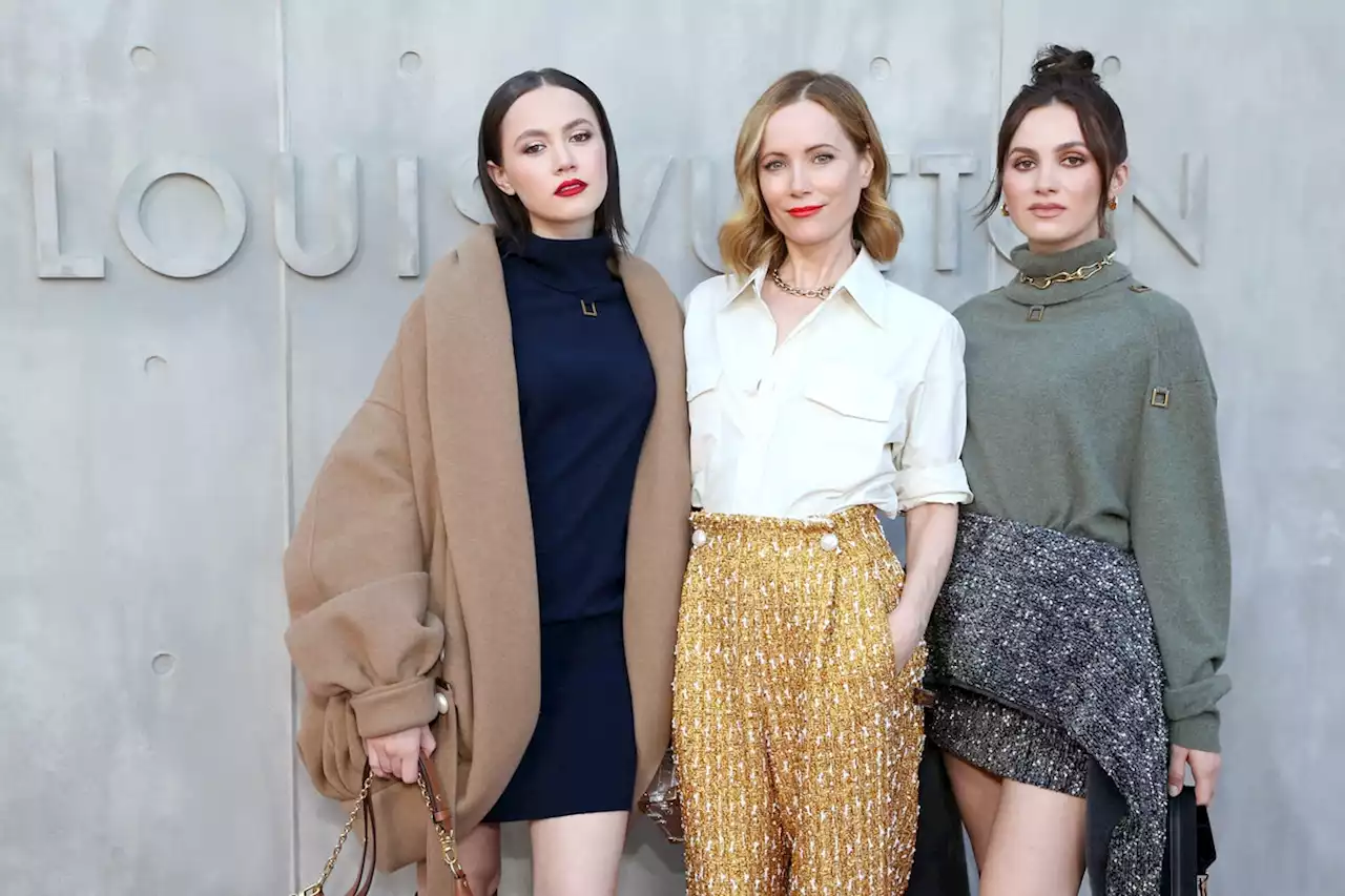 Maude And Iris Apatow Join Their Mom in the LV Front Row