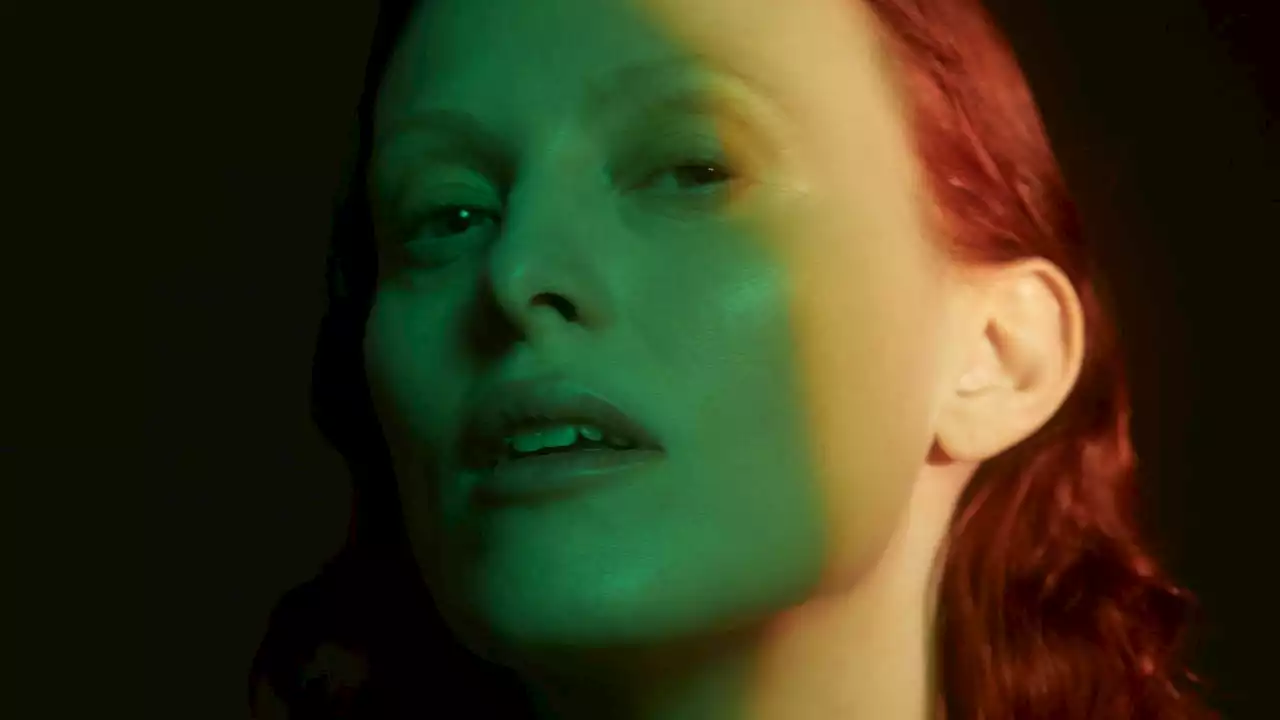 On Her New Album ‘Green’, Karen Elson Finds Hope In The Darkness